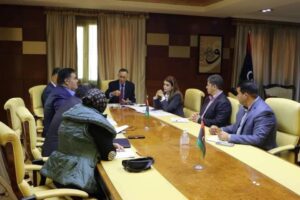 الحويج يتابع عمل الهيئة العامة لتشجيع الاستثمار وشؤون الخصخصة 