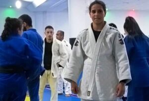الفتيات الليبيات يقتحمن الجودو