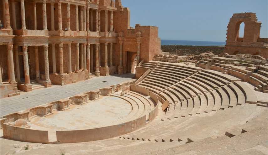  يفتتح مسرح مدينة صبراتة الأثرية، الموسم الثالث من احتفالية يوم الكسكسي الليبي، والذي سيتم خلاله إعداد أكبر طبق كسكسي في العالم