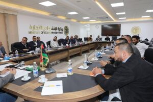 مربو وموردو الحيوانات الحية واللحوم المجمدة يبررون ارتفاع أسعار الماشية