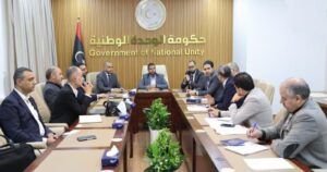 مناقشة مشروعات الحكومة للاستثمار فى الطاقات المتجددة