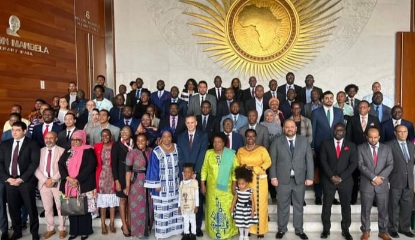 الزني يؤكد دعم حكومة الوحدة الوطنية لجهود تعزيز مسار الوحدة الوطنية في القارة الإفريقية