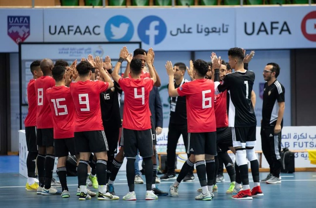 المنتخب الوطني لكرة الصالات يواجه الجزائر من أجل ورقة العبور لربع نهائي البطولة العربية 