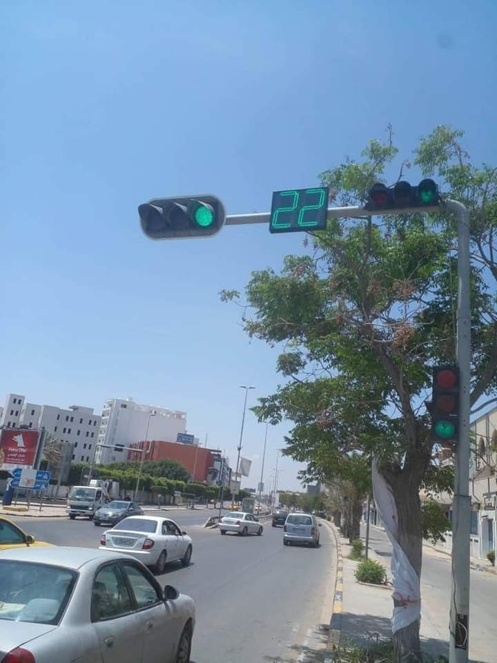 مرور طرابلس ينوه على ازدحام طريق زناتة ويشير لتركيب اشارات ضوئية في اماكن عدة