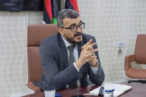 وزير الحكم المحلي يلتقي عمداء 11 بلدية بالمنطقة الشرقية لبحث مشروعات التنمية