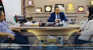 وزير العمل يناقش مع الكيلاني التدريب المهني لذوي الهمم