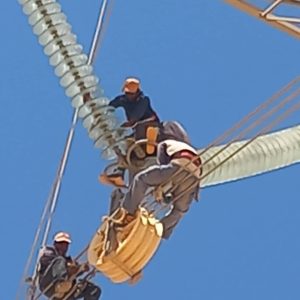 شركة الكهرباء: استمرار استكمال مشروع خط الرويس أبو عرقوب من ناحية الرياينة