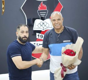 المروج يستعين بالعملاق شنقب لتدريب حراسه