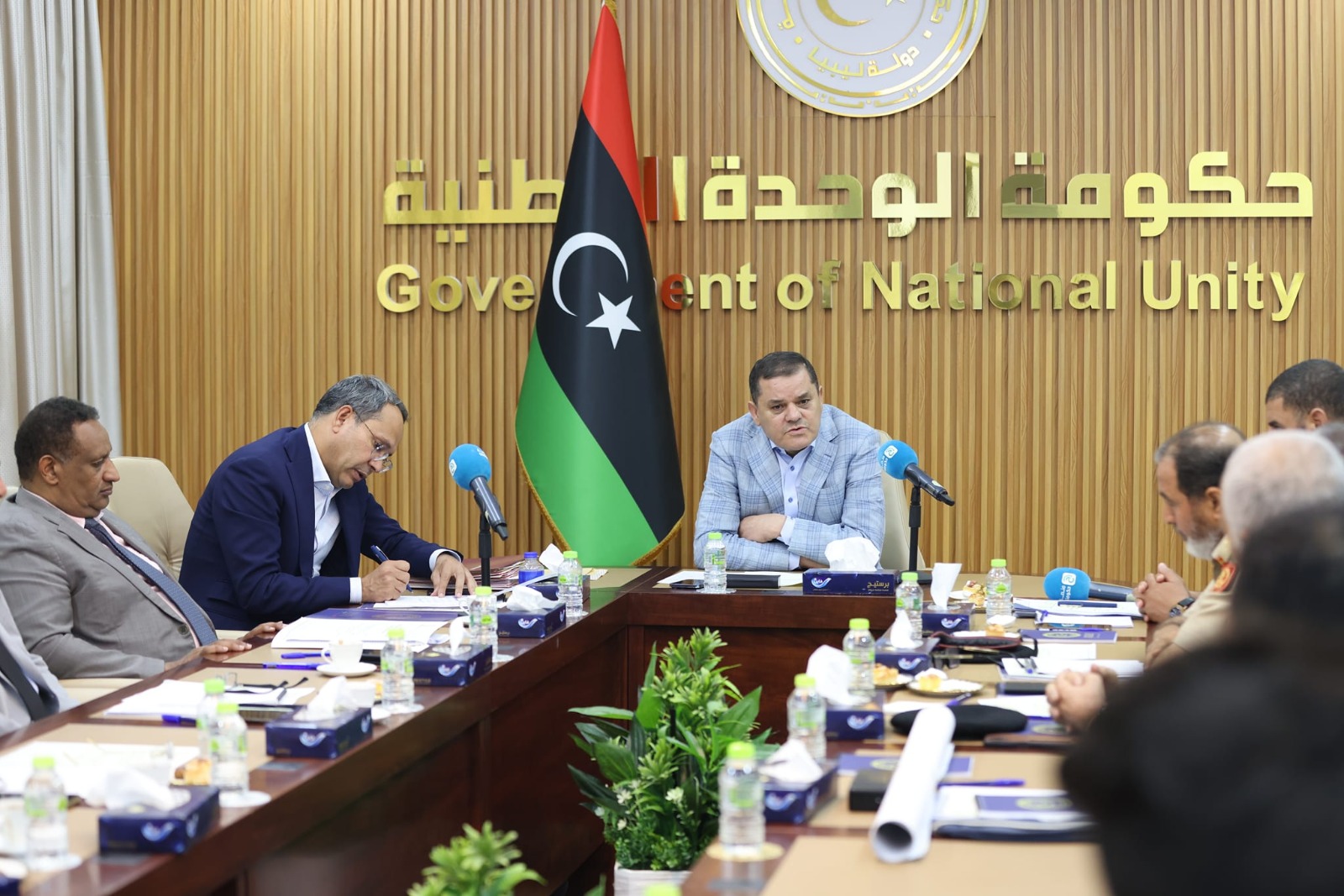 الدبيبة خلال اجتماع أمني: ليبيا لن تكون بلد توطين للمهاجرين