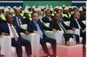بن قدارة يعلن إطلاق البرنامج التدريبي لخريجي التخصصات النفطية وتعيين الناجحين منهم