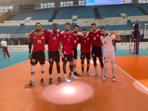 منتخب الطائرة يعبر المنتخب القطري في ٱول ظهور ويترقب لقاء الجزائر
