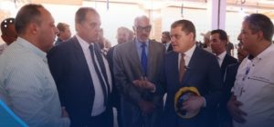 الدبيبة يزور مستشفى غدامس العام ويتفقد عددًا من مشاريع خطة عودة الحياة بالمدينة
