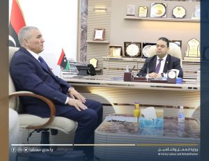 وزير العمل ورئيس مصلحة الجوازات يؤكد ان ضرورة تنظيم دخول العمالة الوافدة