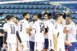 المنتخب الوطني للكرة الطائرة يستعرض مهاراته ويفوز على المنتخب المصري في القاهرة 