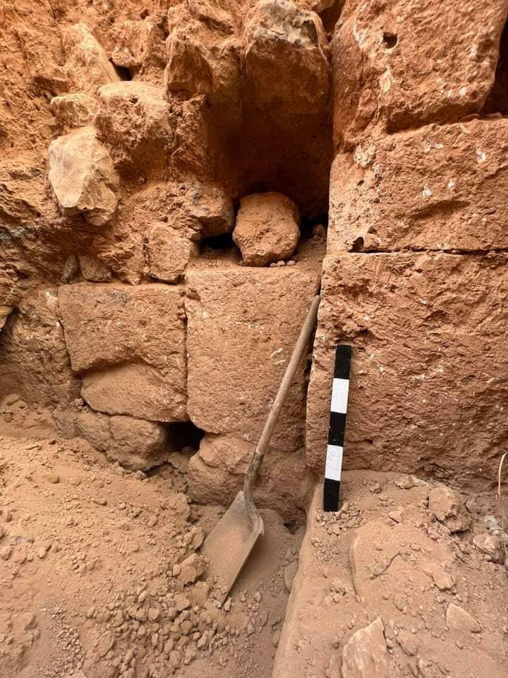 تخريب وسرقة في الموقع الأثري سيرة ام الصفا ببنغازي