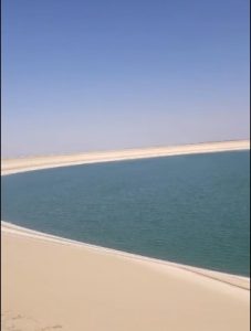 لجنة تتفقد إجراءات تعقيم المياه في مدينة بنغازي قبل ضخها في شبكة التوزيع