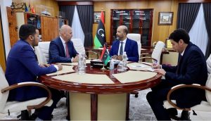 رئيس بعثة اللجنة الدولية للصليب الأحمر يقدم إحاطة شاملة للرئاسي عن عملهم في درنة