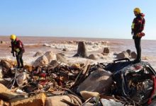 طب الطوارئ والدعم: العثور على 14 جثة على شواطئ مدينة درنة بين الصخور 