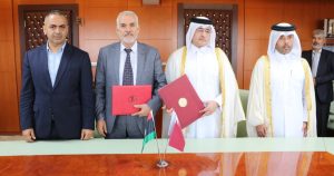 وزارة المواصلات توقع مذكرة تفاهم في مجال الطيران المدني مع قطر