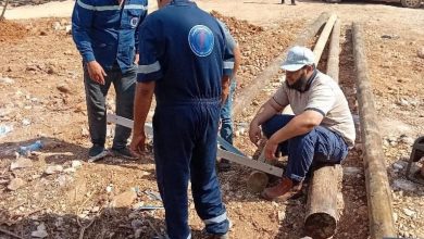 فرق الكهرباء تستكمل صيانة خط دبيبة  المتضرر من الفيضان بمدينة سوسة