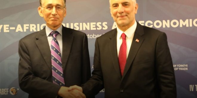 وزير التجارة التركي يتعهد برفع الضريبة الجمركية عن السلع الليبية