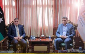 شكشك يتابع مع رئيس الحكومة الأوضاع بالمناطق المتضررة من السيول