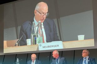 الدعوة إلى تخفيف العقوبات عن الأصول الليبية المجمدة