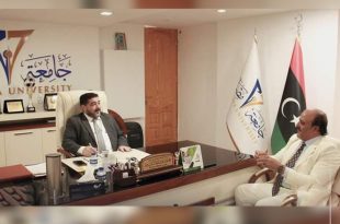 رئيس جامعة مصراتة يناقش ترتيبات العام الجامعي مع وكيل الجامعة للشؤون العلمية