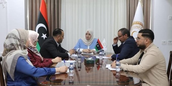 الكيلاني تتابع استكمال إجراءات صرف منحة الأبناء والزوجة