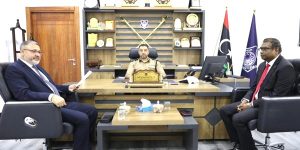 الداخلية تبحث مع بنغلاديش تسهيل العودة الطوعية للمهاجرين غير الشرعيين