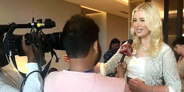 انسحاب "ميلا ماغي" من مسابقة "ملكة جمال العالم