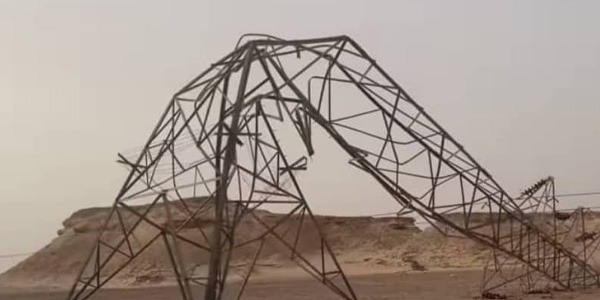 انقطاع الكهرباء في زلة بعد سقوط برجين من خط محطة 66