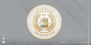 حملة رش في زليتن لمكافحة الجراد  