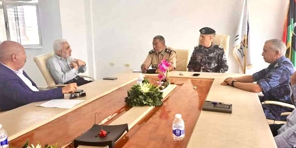 اجتماع بميناء طرابلس لبحث تأمين إمدادات الوقود والغاز