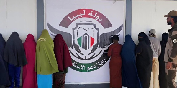 ضبط ثلاث مركبات بالجنوب تنقل مهاجرين غير شرعيين