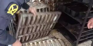 الحرس البلدي طبرق يغلق مخبزًا مخالفًا ويحيل القائمين عليه للتحقيق