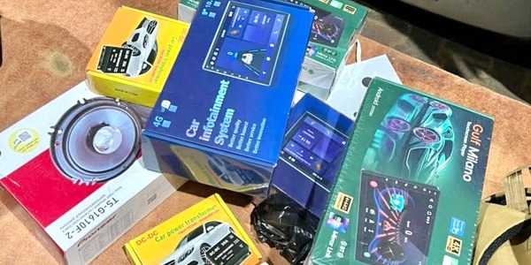 إحباط محاولات تهريب في منفذ رأس اجدير