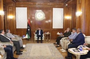 الدبيبة يتابع مع الهيئة الطرابلسية تطورات الأوضاع في العاصمة