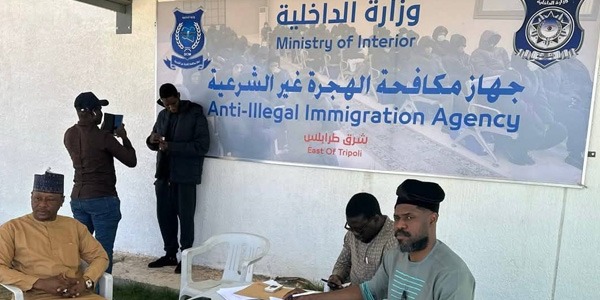 سفارة نيجيريا توفد فريقًا لتسجيل رعاياها تمهيدًا لإعادتهم إلى بلادهم