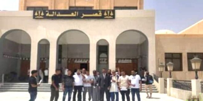 الخارجية تعلن الإفراج عن 17 مواطنًا ليبيًا من السجون الجزائرية