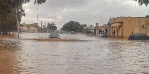 استعدادات في درنة لمواجهة التقلبات الجوية