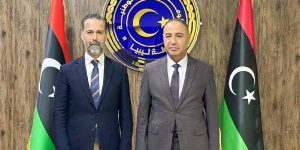 الباعور يستقبل السفير التركي ويناقشان تعزيز التعاون
