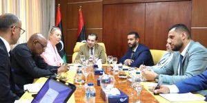 الزيداني يناقش مع وفد البنك الأفريقي للتنمية سبل دعم المشاريع التنموية