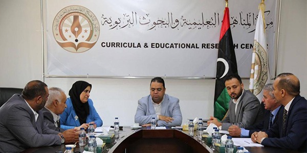 وزير التربية والتعليم يتابع استعدادات طباعة الكتاب المدرسي للعام الدراسي 2025–2026