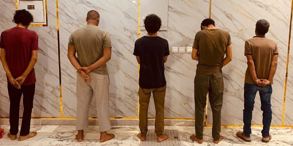 تمكَّن جهاز البحث الجنائي فرع "امساعد"، من القبض على عدد من تجار المخدرات في منطقة البردي، ضمن جهوده لمكافحة آفة المخدرات