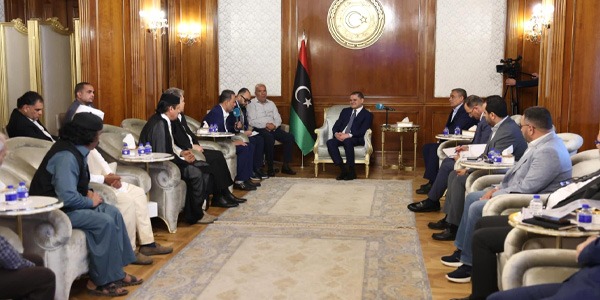الدبيبة يدعو لشراكة مسؤولة بين الحكومة والبلديات