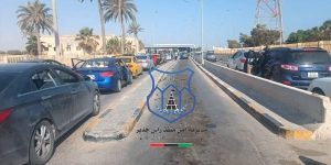 ازدحام بمنفذ رأس جدير البري يؤدي لتباطؤ حركة العبور