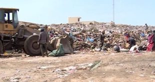 قوة أمنية تقتحم مكبًّا مشبوهًا في تاجوراء وتضبط عمالة وافدة داخله