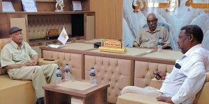 بلدية أوباري تبحث التحديات الصحية مع مركز الأمراض المعدية بوادي الآجال