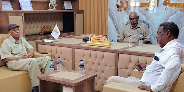 بلدية أوباري تبحث التحديات الصحية مع مركز الأمراض المعدية بوادي الآجال
